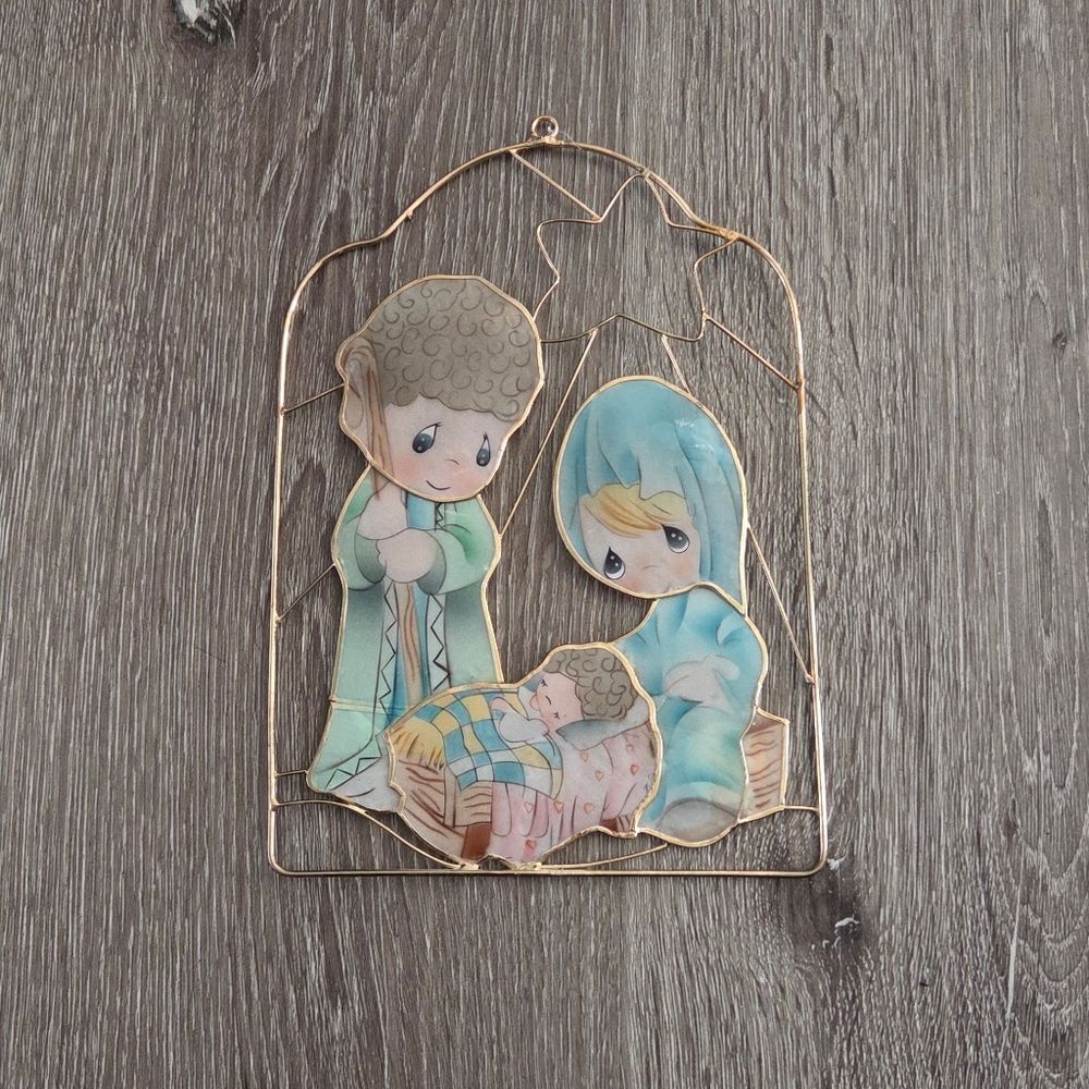 Vintage Precious Moments Capiz Shell Nativity Ornament Wall Decor
